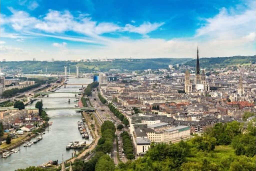 Sous Les Nuages Lägenhet Rouen Exteriör bild